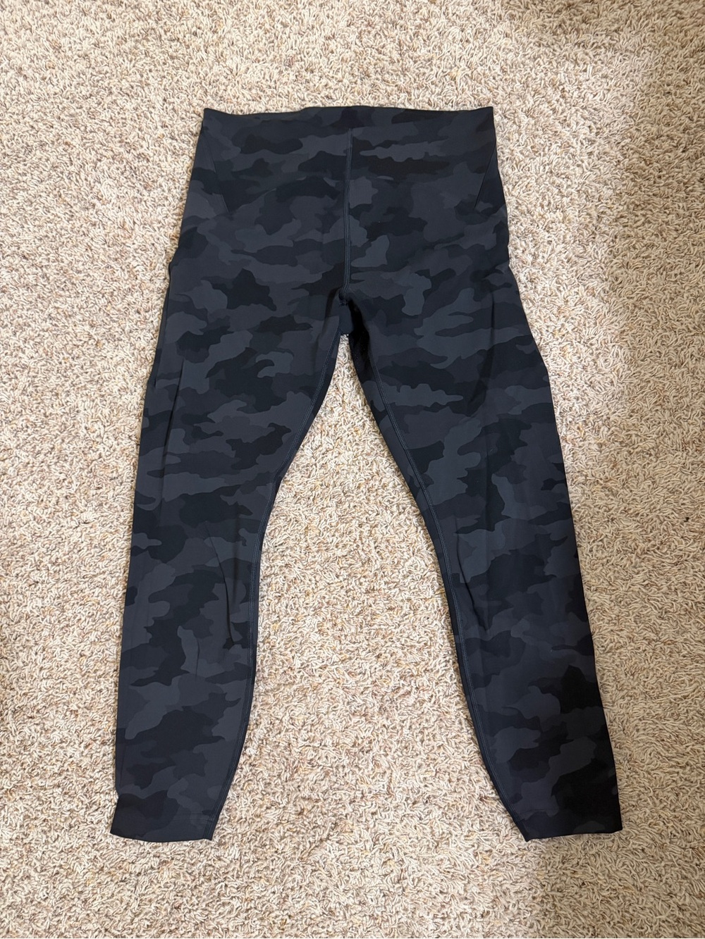 Lululemon InStill legging 25”
